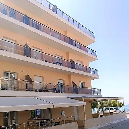 Hotel Navarino Luxe With Sea View Peraía